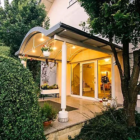 Keller - & Restaurant מלון 3*