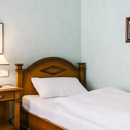 Отель Landhaus Keller - Hotel & Restaurant