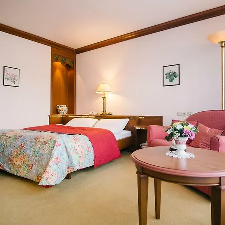 Keller - & Restaurant Hotel 3*