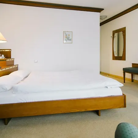 Landhaus Keller - Hotel & Restaurant Hotel 3*
