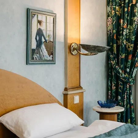 Keller - & Restaurant Otel