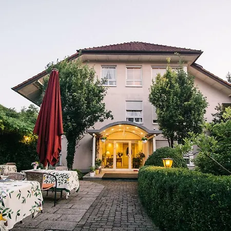 Landhaus Keller - Hotel & Restaurant 3*